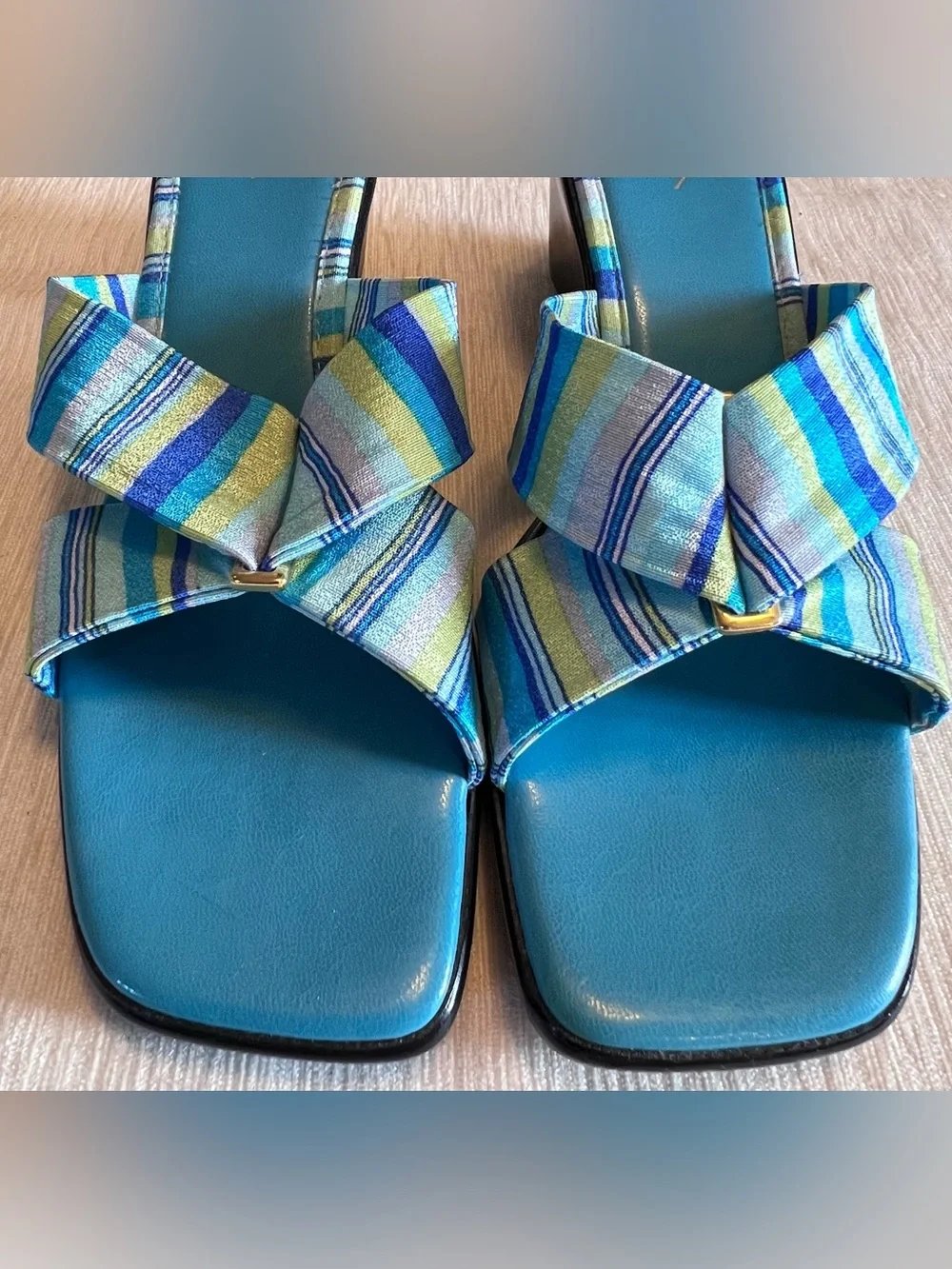 NWOT Italian Shoemakers Teal Striped Bow Wedges Size 7